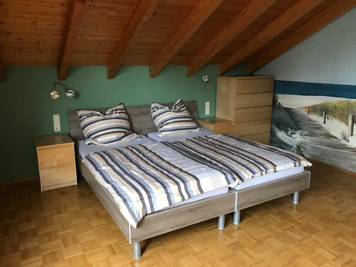 Messe Cgn/Dus Grossraeumige Wohnung In Guter Verkehrslage Leverkusen Bagian luar foto