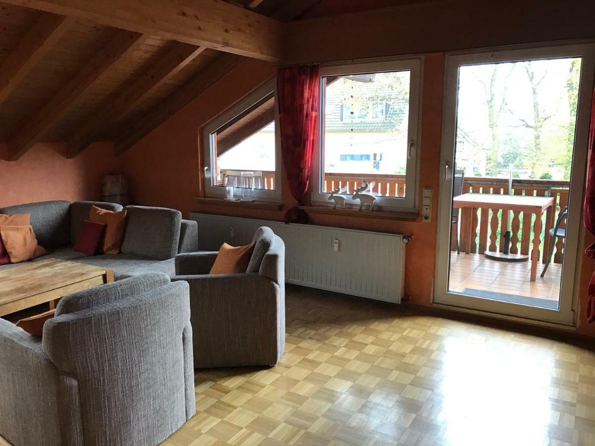 Messe Cgn/Dus Grossraeumige Wohnung In Guter Verkehrslage Leverkusen Bagian luar foto