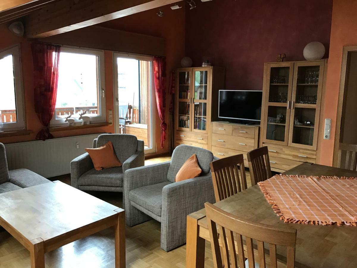 Messe Cgn/Dus Grossraeumige Wohnung In Guter Verkehrslage Leverkusen Bagian luar foto